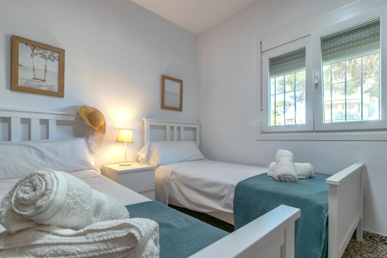 Independent Villa Beach House El Bosque Ла Кала де Михас Екстериор снимка