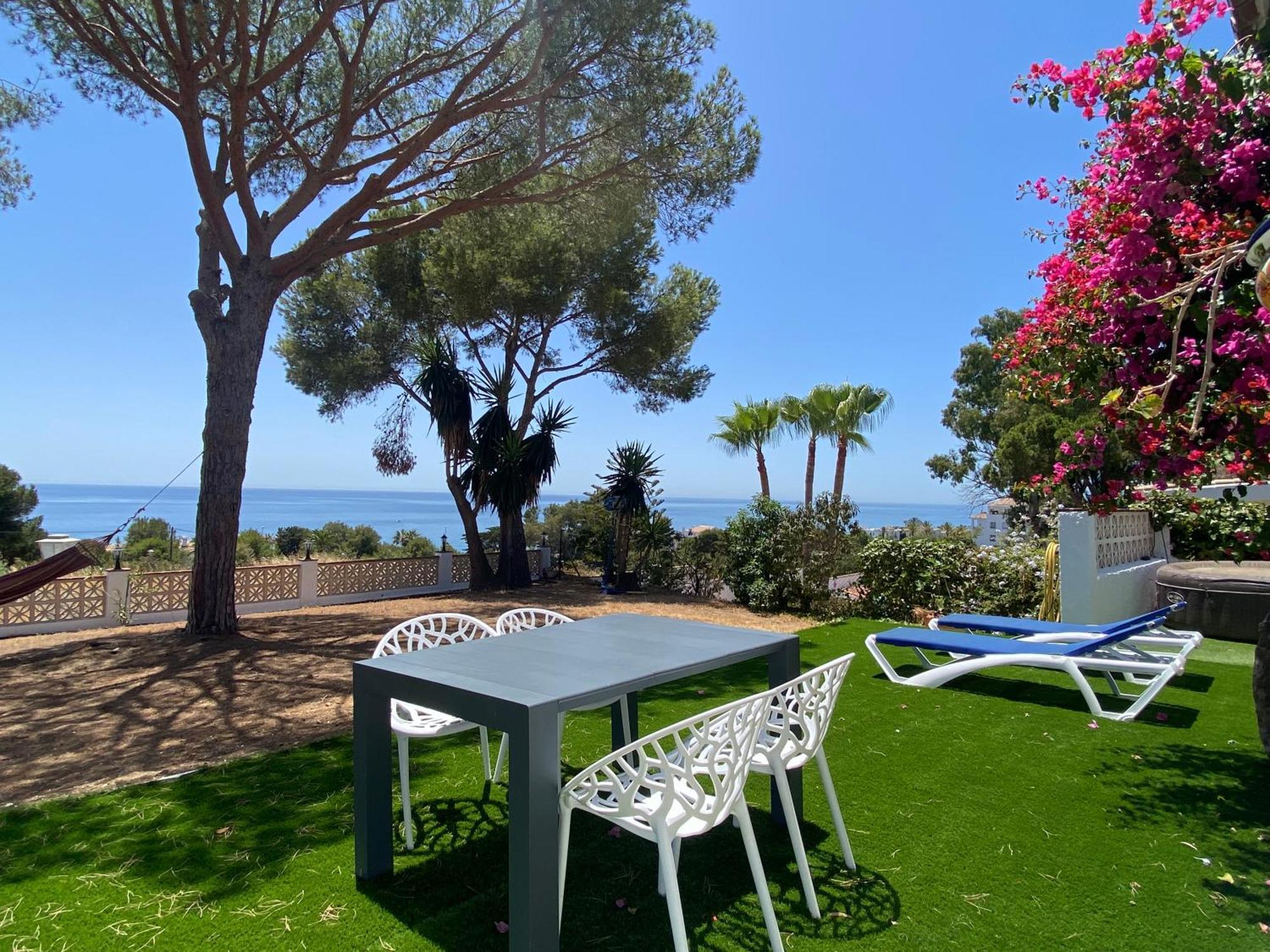 Independent Villa Beach House El Bosque Ла Кала де Михас Екстериор снимка