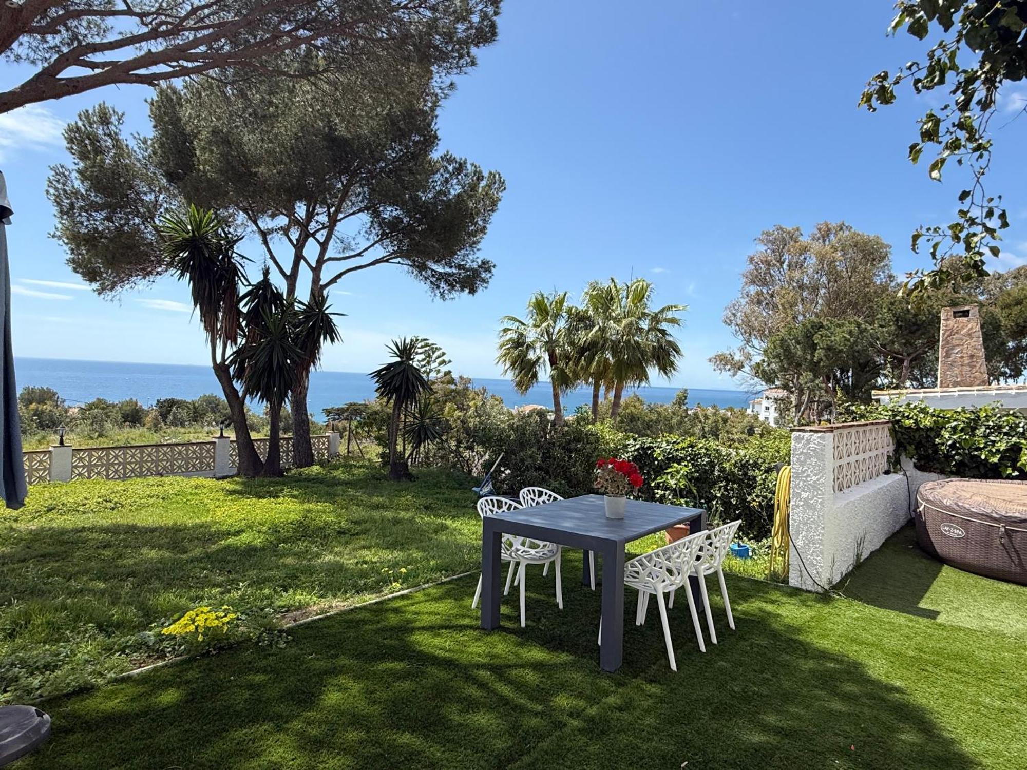 Independent Villa Beach House El Bosque Ла Кала де Михас Екстериор снимка